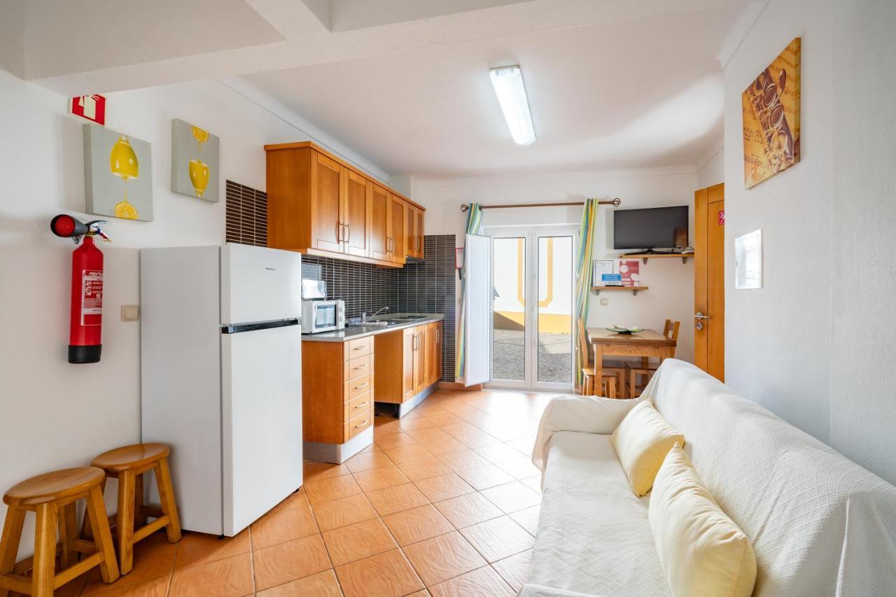 Apartamentos Patio Victoria By Umbral Віла-Нова-де-Мілфонтеш Екстер'єр фото
