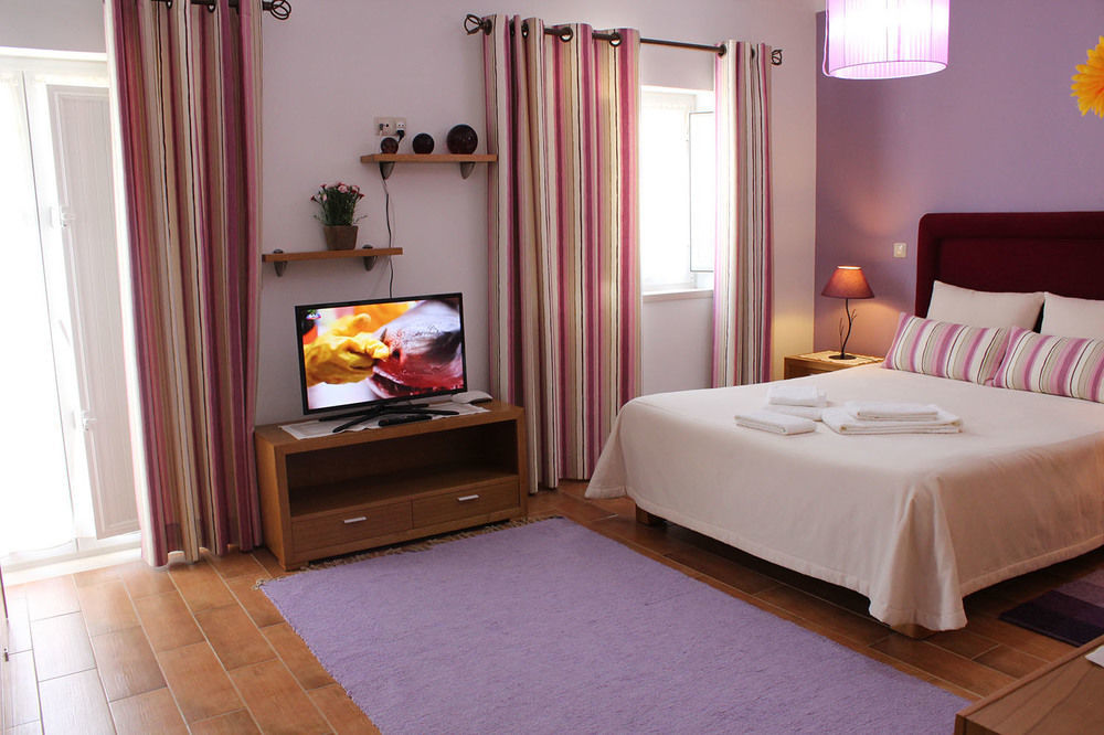 Apartamentos Patio Victoria By Umbral Віла-Нова-де-Мілфонтеш Екстер'єр фото